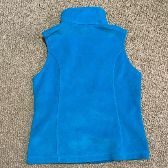 Columbia vest Size medium - Picture 2 of 6